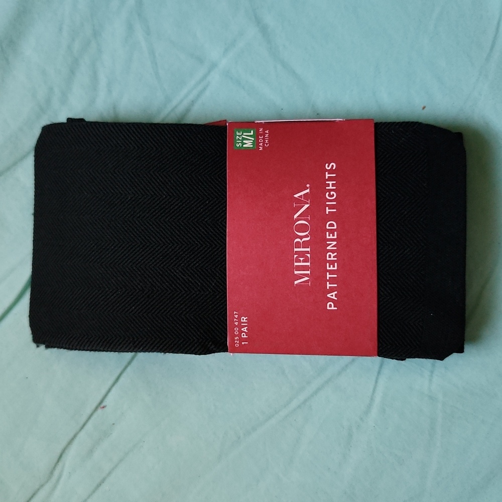 Dark green tights